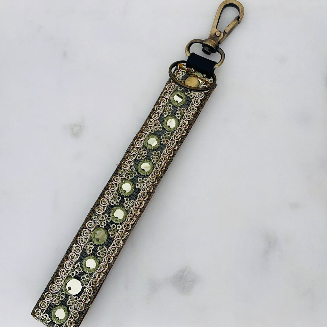 KEY CHAIN GREEN
