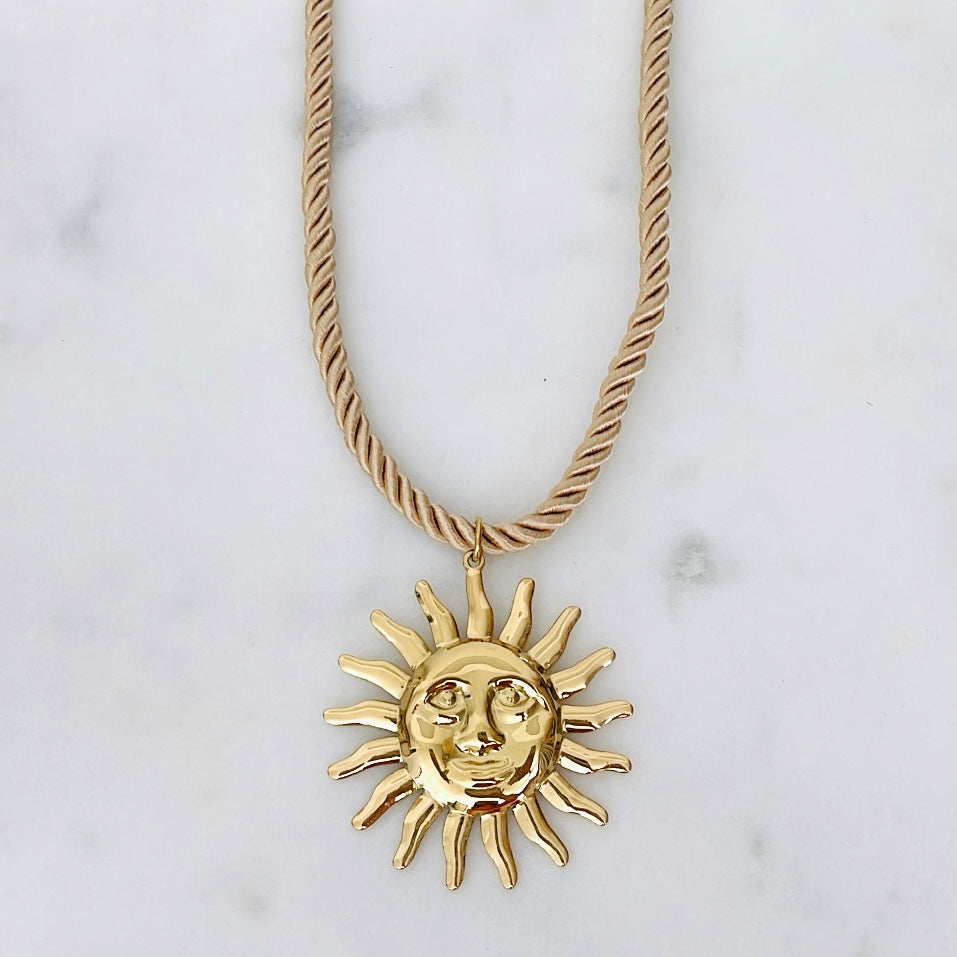 BIG SUN ketting beige