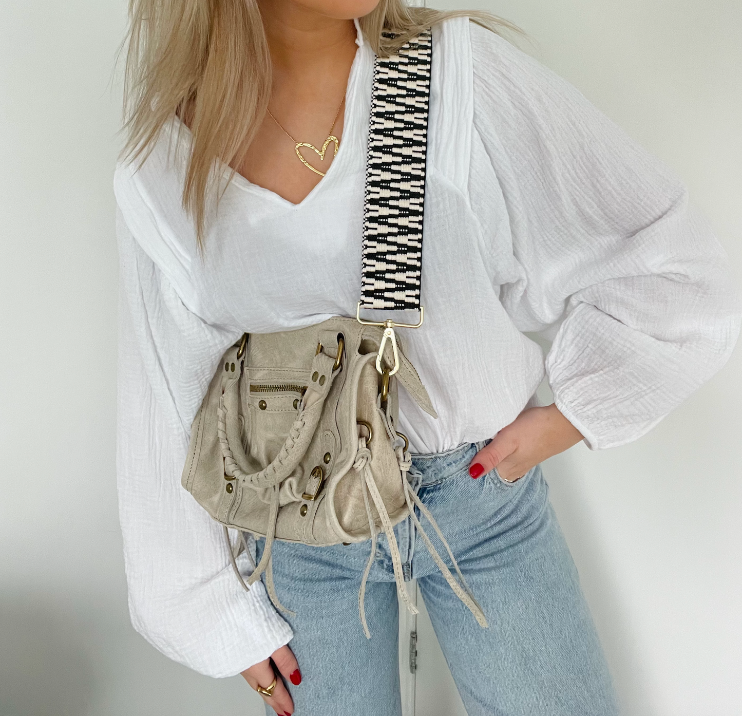 BAG STRAP BLACK & WHITE