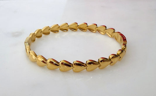 HEARTS BANGLE armband